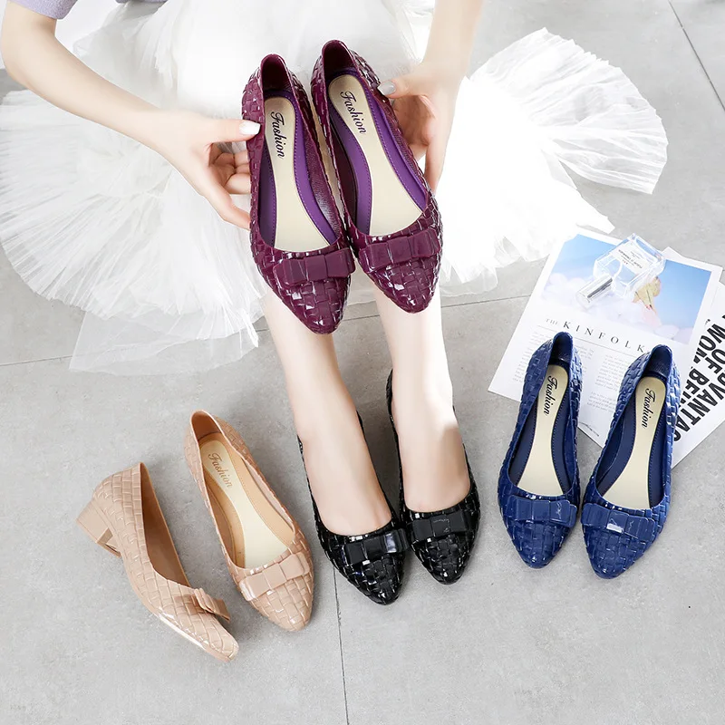 Sandals women's summer new style outing sandals and slippers shallow mouth thick bottom Korean fashion all-match single shoes
Sandals women's summer new style outing sandals and slippers shallow mouth thick bottom Korean fashion all-match single shoes