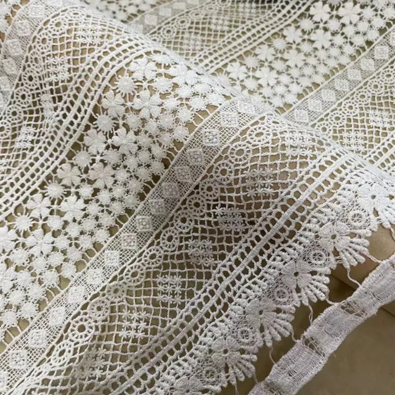 W202 Pure Cotton White Hollow Water-Soluble Lace Fabric Vertical Stripes on a Black Background High-End Dress Lace Material
W202 Pure Cotton White Hollow Water-Soluble Lace Fabric Vertical Stripes on a Black Background High-End Dress Lace Material