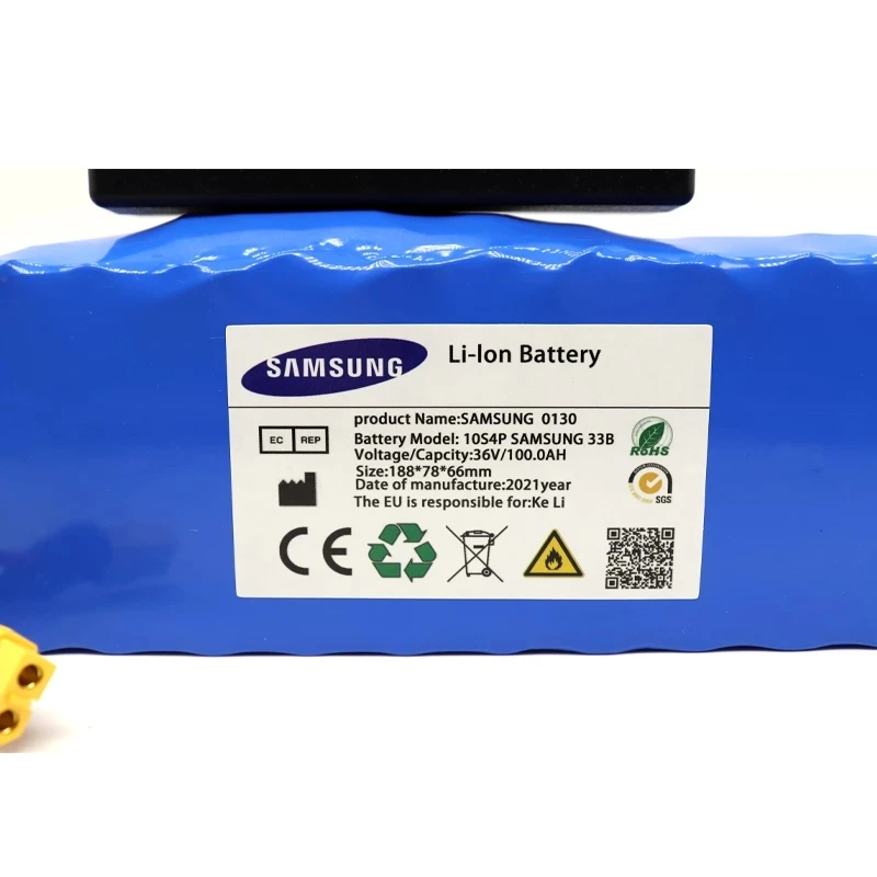 Nieuwe 36V 10S4P 100Ah Batterij 1000W High Power Batterij 42V 100000Mah Ebike Elektrische Fiets Bms + 54.6V 2A Charger
Nieuwe 36V 10S4P 100Ah Batterij 1000W High Power Batterij 42V 100000Mah Ebike Elektrische Fiets Bms + 54.6V 2A Charger