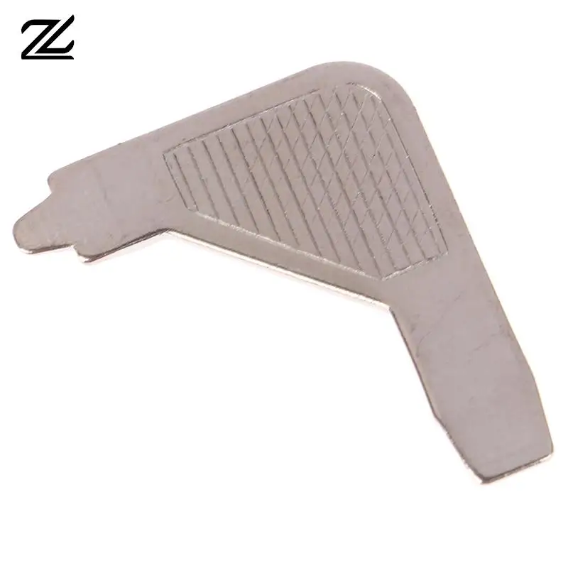 2Pcs Screwdriver Keys Screwdriver Sewing Needle Plate Driver For Singer/Brother/Pfaff/Juki Industrial Household Sewing Machines
2Pcs Screwdriver Keys Screwdriver Sewing Needle Plate Driver For Singer/Brother/Pfaff/Juki Industrial Household Sewing Machines
