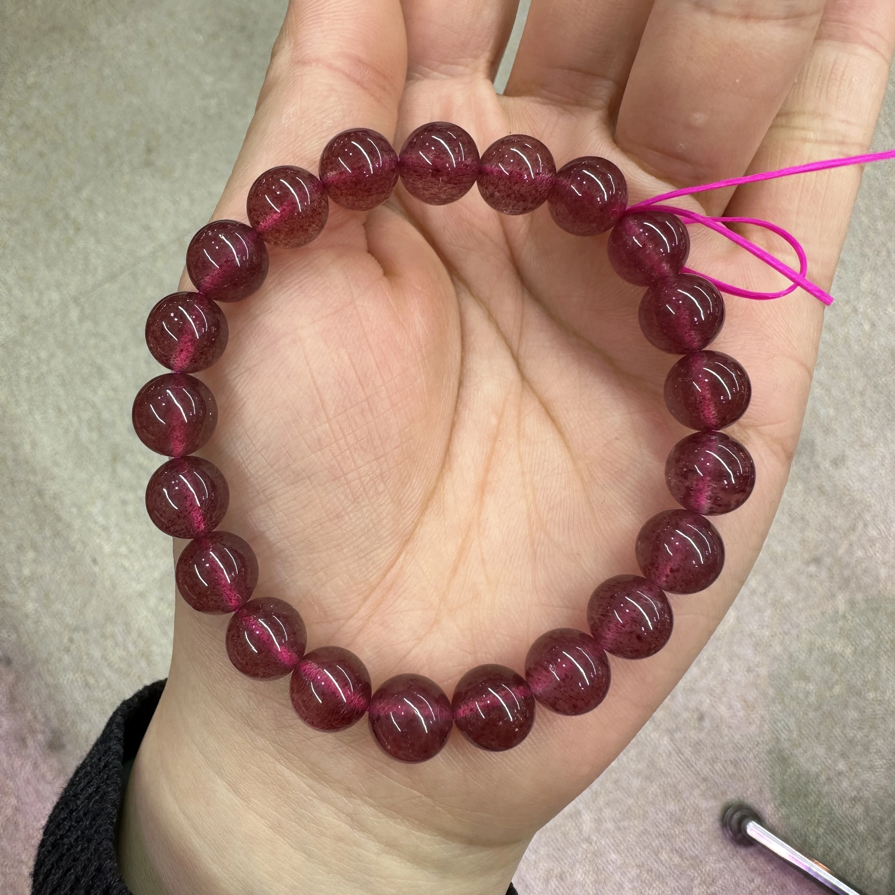 

AAAAA Quality Natural Strawberry Quartz Stone Beads Bracelet Natural Stone Bangle Charming Bracelet for Woman for Gift Wholesale