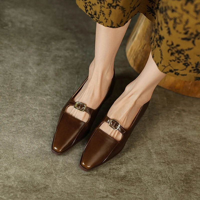 2023 Spring/Autumn Women Shoes Square Toe Low Heel Women Pumps Solid Genuine Leather Shoes for Women Chic Shoes zapatos de mujer
2023 Spring/Autumn Women Shoes Square Toe Low Heel Women Pumps Solid Genuine Leather Shoes for Women Chic Shoes zapatos de mujer