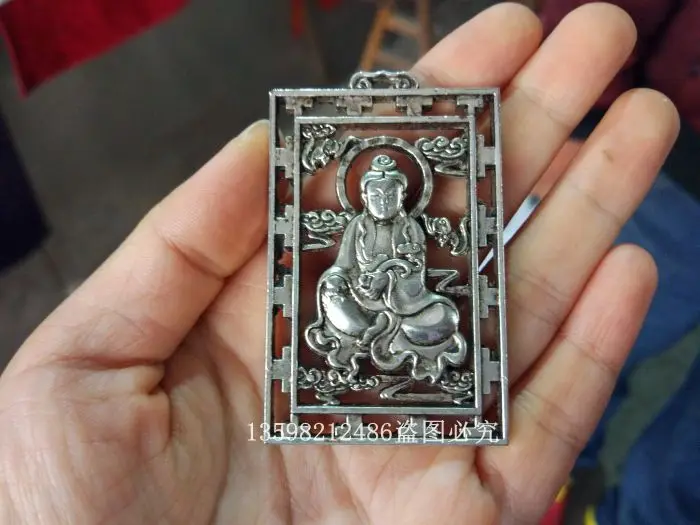 Antique silverware, Tibetan silver seedlings, silver-plated Buddha brand, handed Guanyin Guan Gong Long pendant brand Copper
Antique silverware, Tibetan silver seedlings, silver-plated Buddha brand, handed Guanyin Guan Gong Long pendant brand Copper