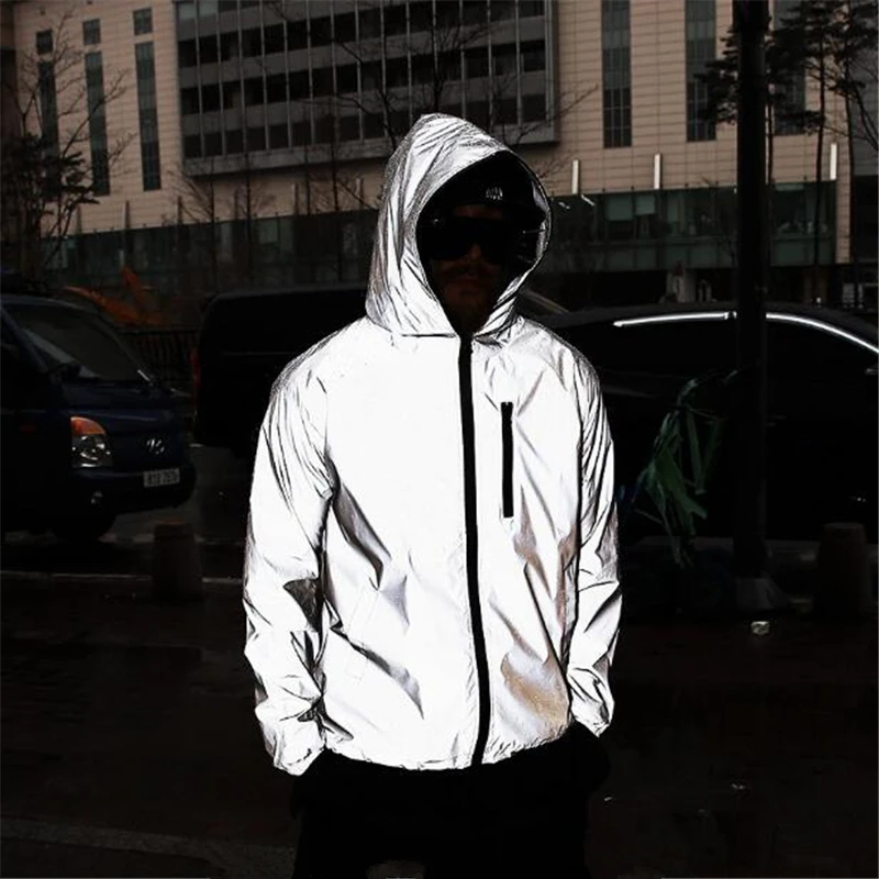 New Men night shiny full reflective hip-hop hooded jacket Mens harajuku streetwear Loose windbreaker jackets Plus Size
New Men night shiny full reflective hip-hop hooded jacket Mens harajuku streetwear Loose windbreaker jackets Plus Size