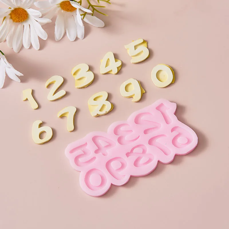 1pcs Mold Chocolate Mold Baking Mold Tool Biscuit Mold Fondant Cake DIY Cake Decoration Accessories Silicone Mold
1pcs Mold Chocolate Mold Baking Mold Tool Biscuit Mold Fondant Cake DIY Cake Decoration Accessories Silicone Mold