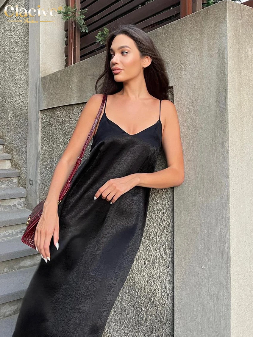 Clacive Sexy Strap V-Neck Summer Dress Ladies Fashion Loose Black Sleeveless Midi Dress Elegant Backless Dresses For Women 2022
Clacive Sexy Strap V-Neck Summer Dress Ladies Fashion Loose Black Sleeveless Midi Dress Elegant Backless Dresses For Women 2022
