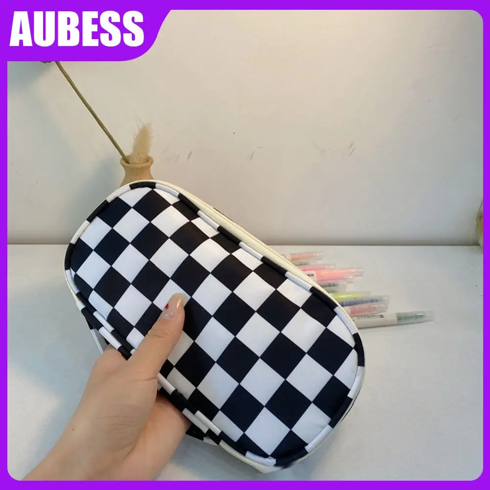 Student Chessboard Checkerboard Pen Holder Organizer Portable Pen Storage Bag Students Gifts Pencil Bag Case Simple Pencil Case
Student Chessboard Checkerboard Pen Holder Organizer Portable Pen Storage Bag Students Gifts Pencil Bag Case Simple Pencil Case
