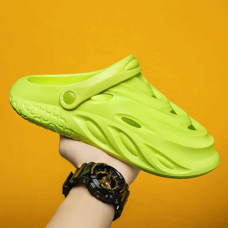 New Men's Sandals 2023 Summer Women's Slippers Hollowed-out Breathable Sandals Lovers Outdoor Anti-slip Beach Sandals EVA
New Men's Sandals 2023 Summer Women's Slippers Hollowed-out Breathable Sandals Lovers Outdoor Anti-slip Beach Sandals EVA