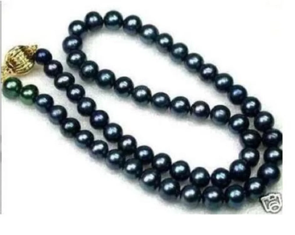 8-9mm natural Black Pearl Necklace 18" 18k/20 clasp
8-9mm natural Black Pearl Necklace 18" 18k/20 clasp