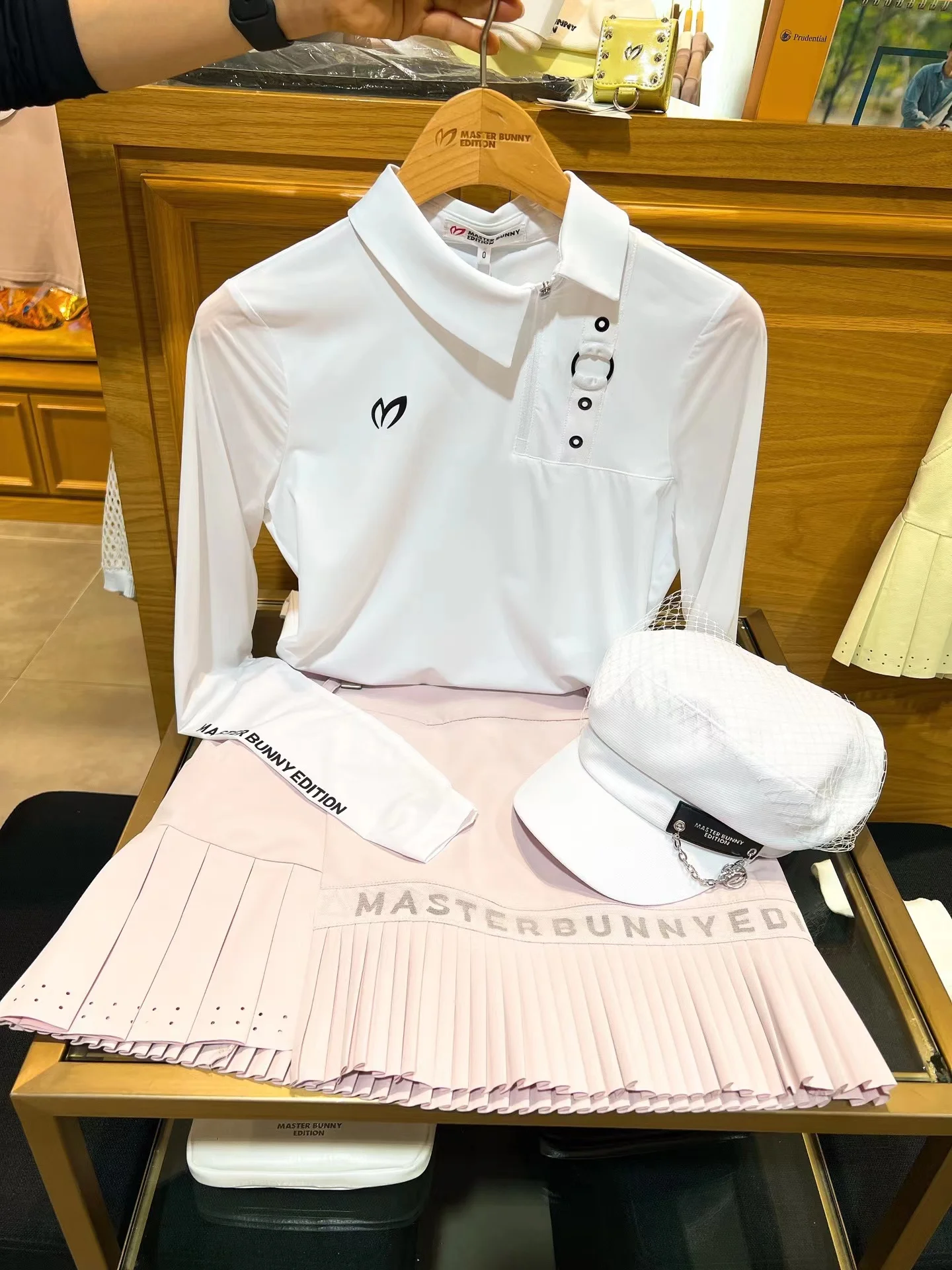 Golf clothes Women's Polo Shirt Summer Fashion Sun Protection Clothing Ice Silk Long Sleeve T-shirt Top Golf women's wear
Golf clothes Women's Polo Shirt Summer Fashion Sun Protection Clothing Ice Silk Long Sleeve T-shirt Top Golf women's wear