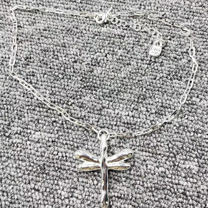 

2022 new UNOde50 exquisite fashion electroplating 925 dragonfly necklace jewelry gifts