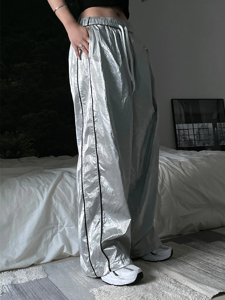 WeiYao Hippie Baggy Trousers Womens Side Stripe Stitched Drawstring Low Waist Joggers Sweatpants Korean Fashion Dance Pants
WeiYao Hippie Baggy Trousers Womens Side Stripe Stitched Drawstring Low Waist Joggers Sweatpants Korean Fashion Dance Pants