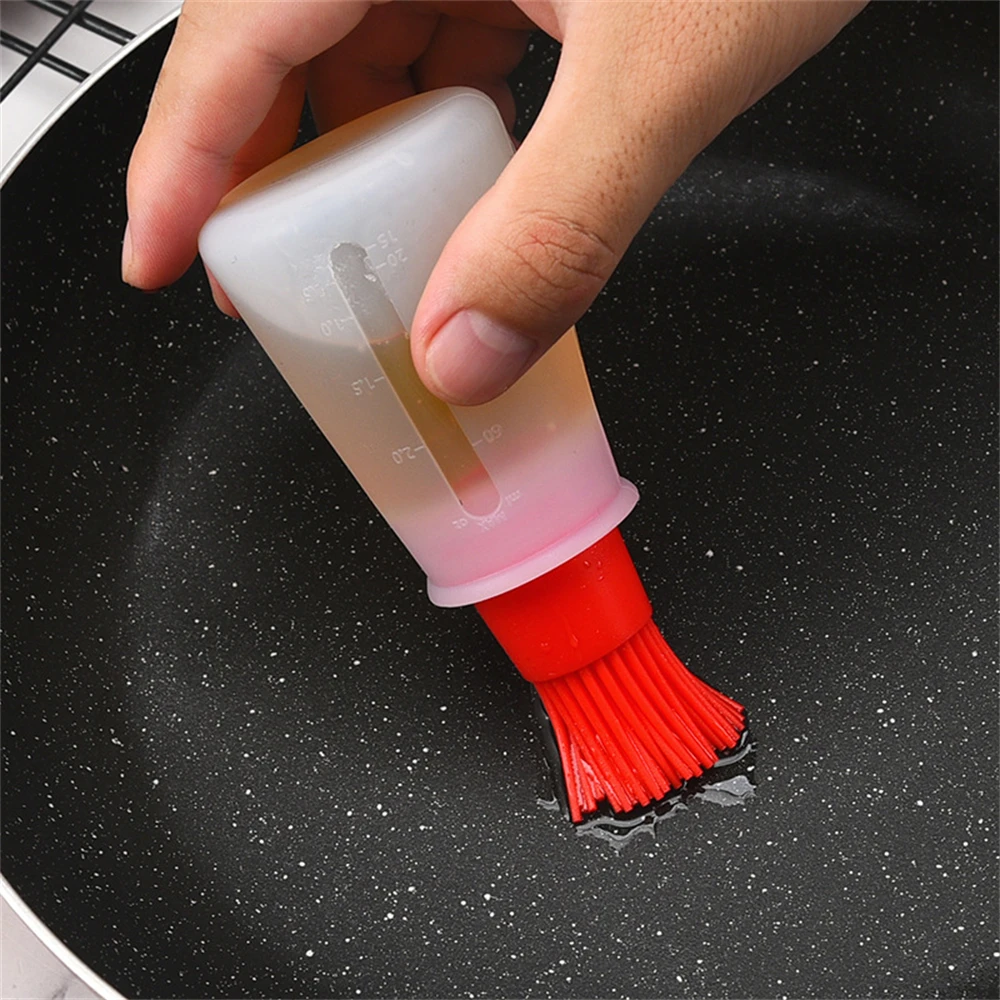 1 Pcs Portable Silicone Bottle with Brush Grill Oil Brushes Liquid Pastry Kitchen Baking BBQ Tool
1 Pcs Portable Silicone Bottle with Brush Grill Oil Brushes Liquid Pastry Kitchen Baking BBQ Tool