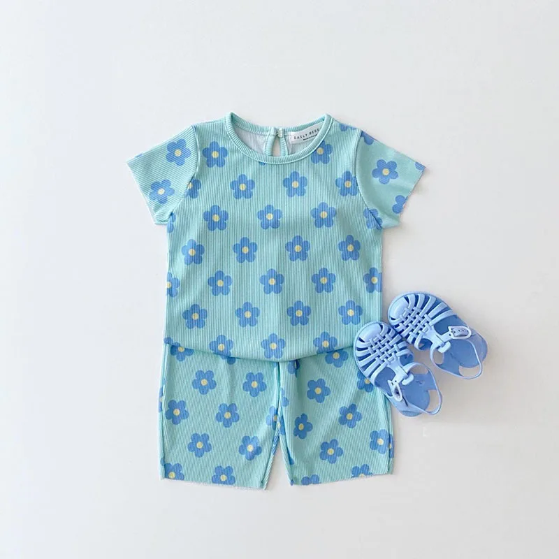 2022 Summer New Baby Short Sleeve Clothes Set Cotton T Shirts + Shorts Children 2pcs Suit Cute Flower Print Girls Outfits
2022 Summer New Baby Short Sleeve Clothes Set Cotton T Shirts + Shorts Children 2pcs Suit Cute Flower Print Girls Outfits