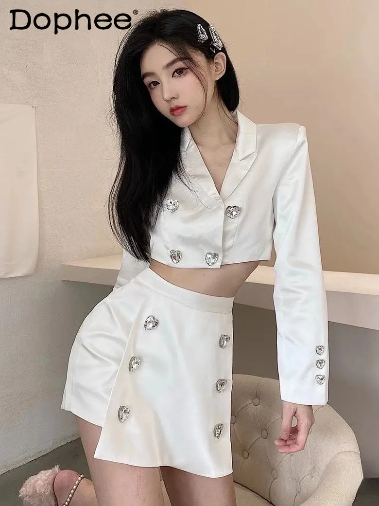 High-Grade Satin Skirts Sets for Women Two Piece Set Lovely Double Breasted Suit Coat + Mini Skirt White Color Party Nightclub
High-Grade Satin Skirts Sets for Women Two Piece Set Lovely Double Breasted Suit Coat + Mini Skirt White Color Party Nightclub