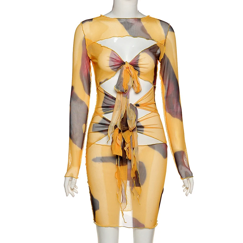 Sexy Hollow Out Bandage Front Party Dresses Vintage Y2K Aesthetics Fashion Print O-neck Transparent Long Sleeve Dress Bodycon
Sexy Hollow Out Bandage Front Party Dresses Vintage Y2K Aesthetics Fashion Print O-neck Transparent Long Sleeve Dress Bodycon