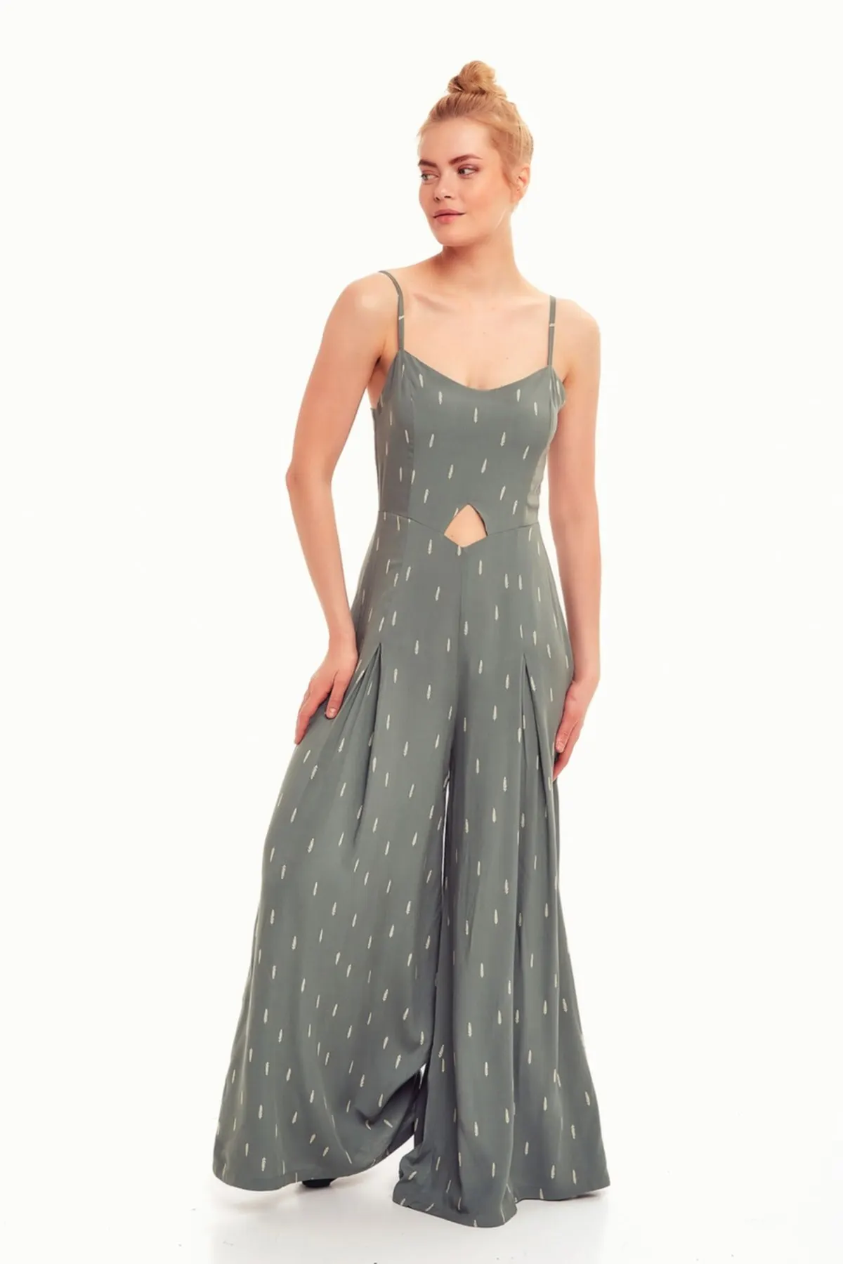 Women's Overalls pattern Strap Stylish Bohemian Jumpsuit Green Hot Casual Fashion Sleeveless Baggy Trousers
Women's Overalls pattern Strap Stylish Bohemian Jumpsuit Green Hot Casual Fashion Sleeveless Baggy Trousers