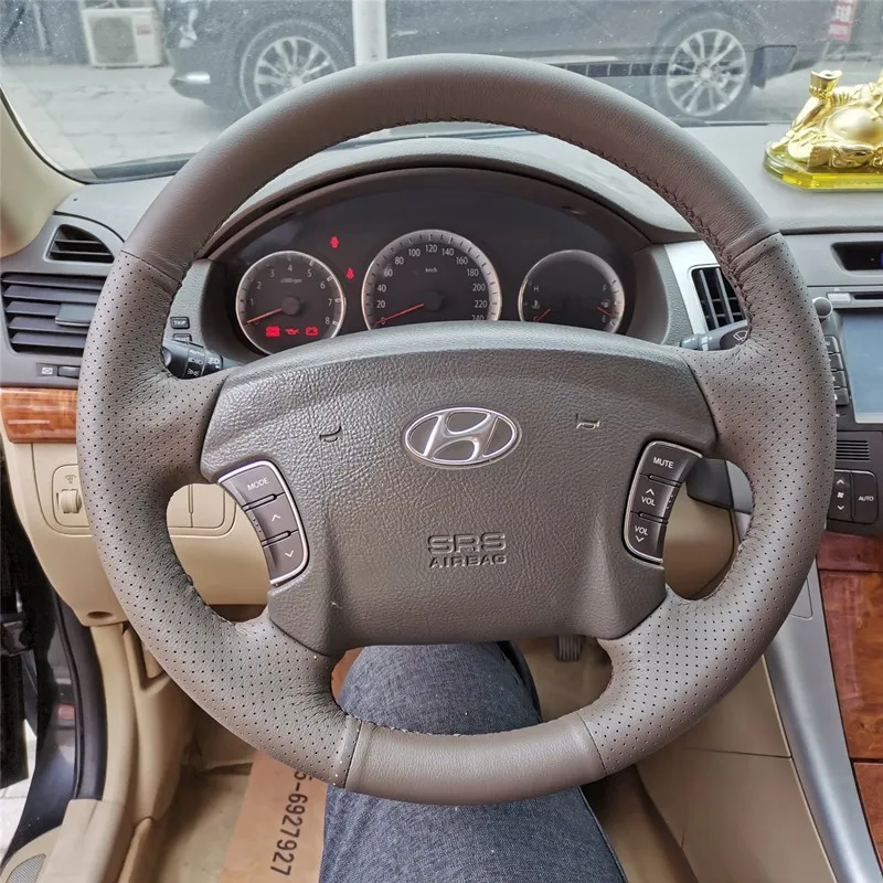 DIY Hand-Stitch Leather Car Steering Wheel Cover for Hyundai Elantra Tucson Sonta NF Sonata Optima MOINCA IX35 Auto
DIY Hand-Stitch Leather Car Steering Wheel Cover for Hyundai Elantra Tucson Sonta NF Sonata Optima MOINCA IX35 Auto