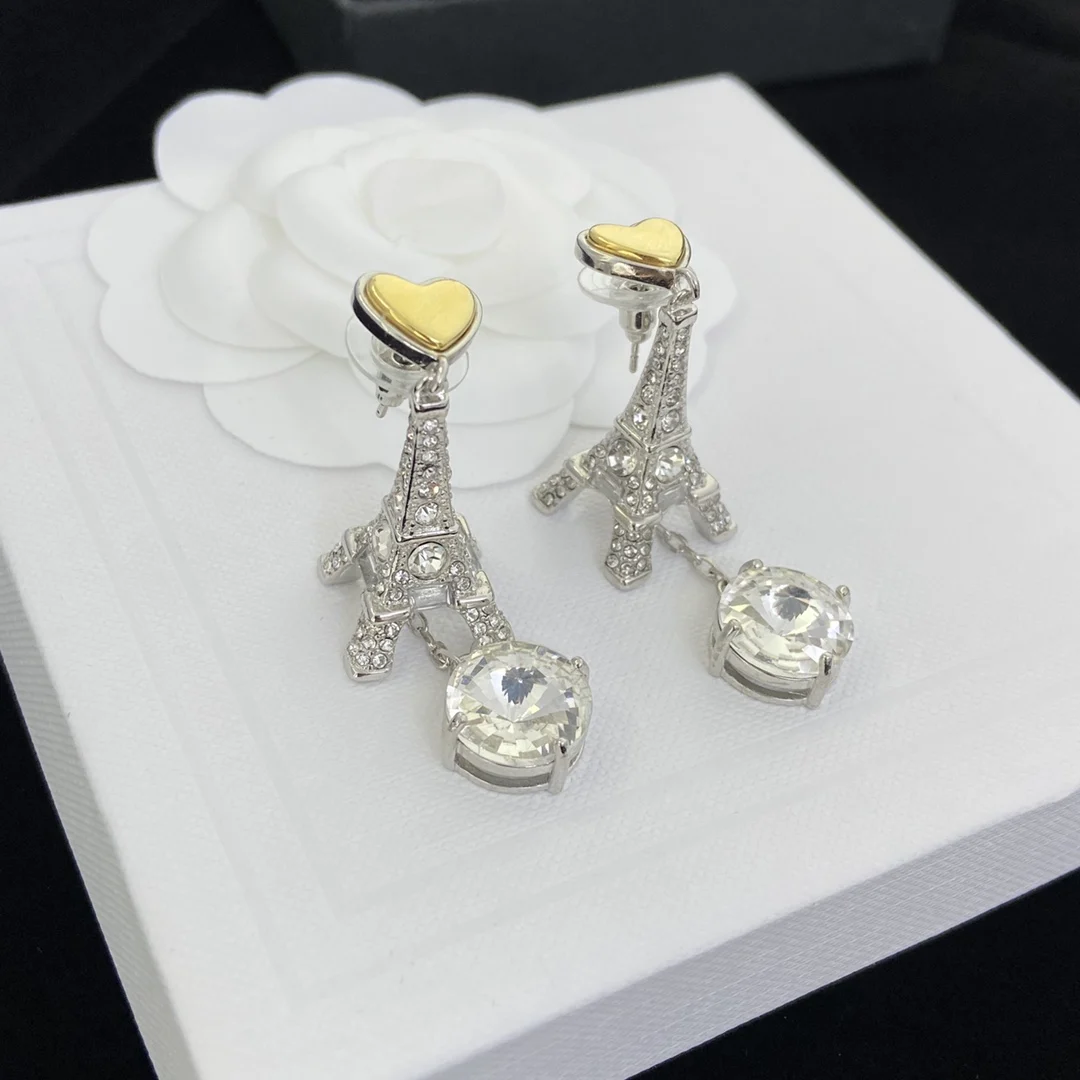 Love Tower Smart Line European and American Fashion Versatile Earrings for Women
Love Tower Smart Line European and American Fashion Versatile Earrings for Women