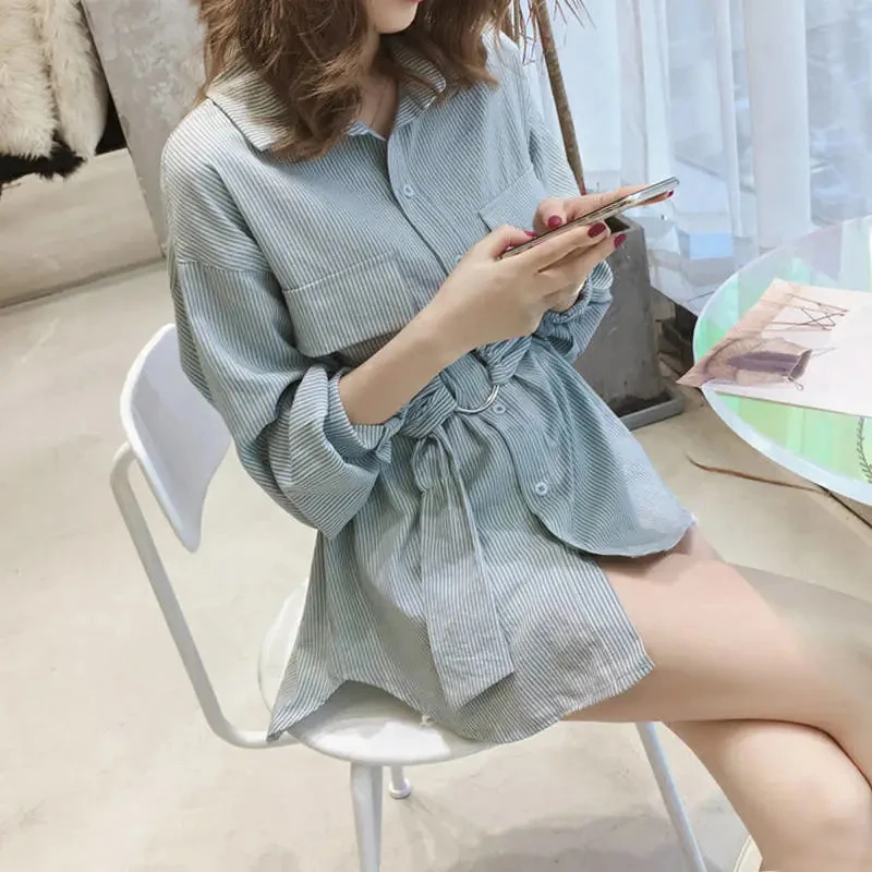 2022 Spring Autumn Single-breasted Bandage Coat Women Fashion Loose Turn-down Collar Long Sleeves Jackets New Streetwear Jacket
2022 Spring Autumn Single-breasted Bandage Coat Women Fashion Loose Turn-down Collar Long Sleeves Jackets New Streetwear Jacket