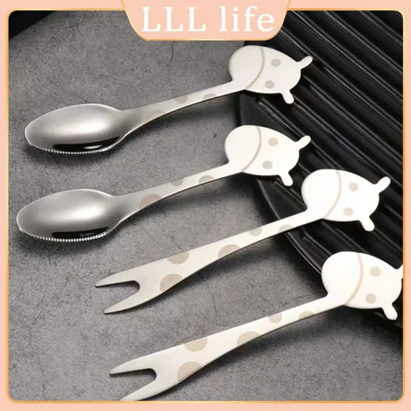 Portable Spoon Small Fork Scoop Two-tooth Fork Fruit Fork Giraffe Dinnerware Tableware Childrens Cartoon Children Flatware
Portable Spoon Small Fork Scoop Two-tooth Fork Fruit Fork Giraffe Dinnerware Tableware Childrens Cartoon Children Flatware