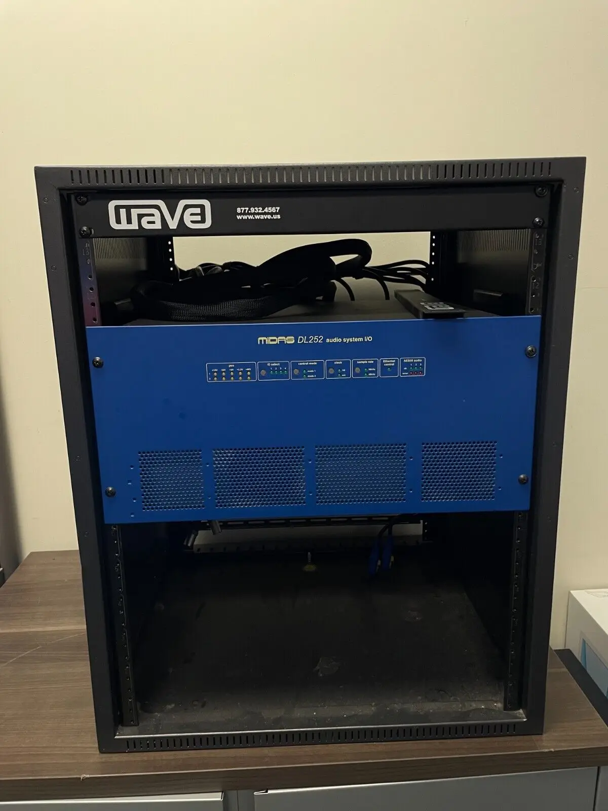 SUMMER SALES DISCOUNT ON Midas DL252 16-Input, 48-Output Stage Box, 16Mic Preamp 
SUMMER SALES DISCOUNT ON Midas DL252 16-Input, 48-Output Stage Box, 16Mic Preamp