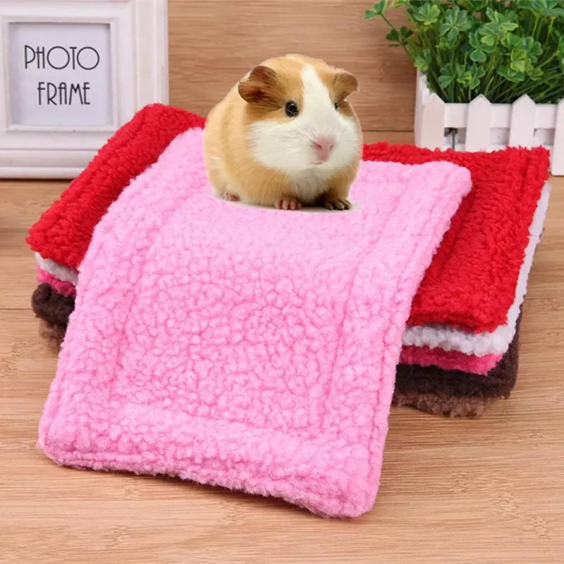 Double-sided Small Pet Warm Mat Plush Hamster Small Mat Guinea Pig Nest Mat Easy To Carry Rectangular Rabbit Bed Cushion Mat
Double-sided Small Pet Warm Mat Plush Hamster Small Mat Guinea Pig Nest Mat Easy To Carry Rectangular Rabbit Bed Cushion Mat