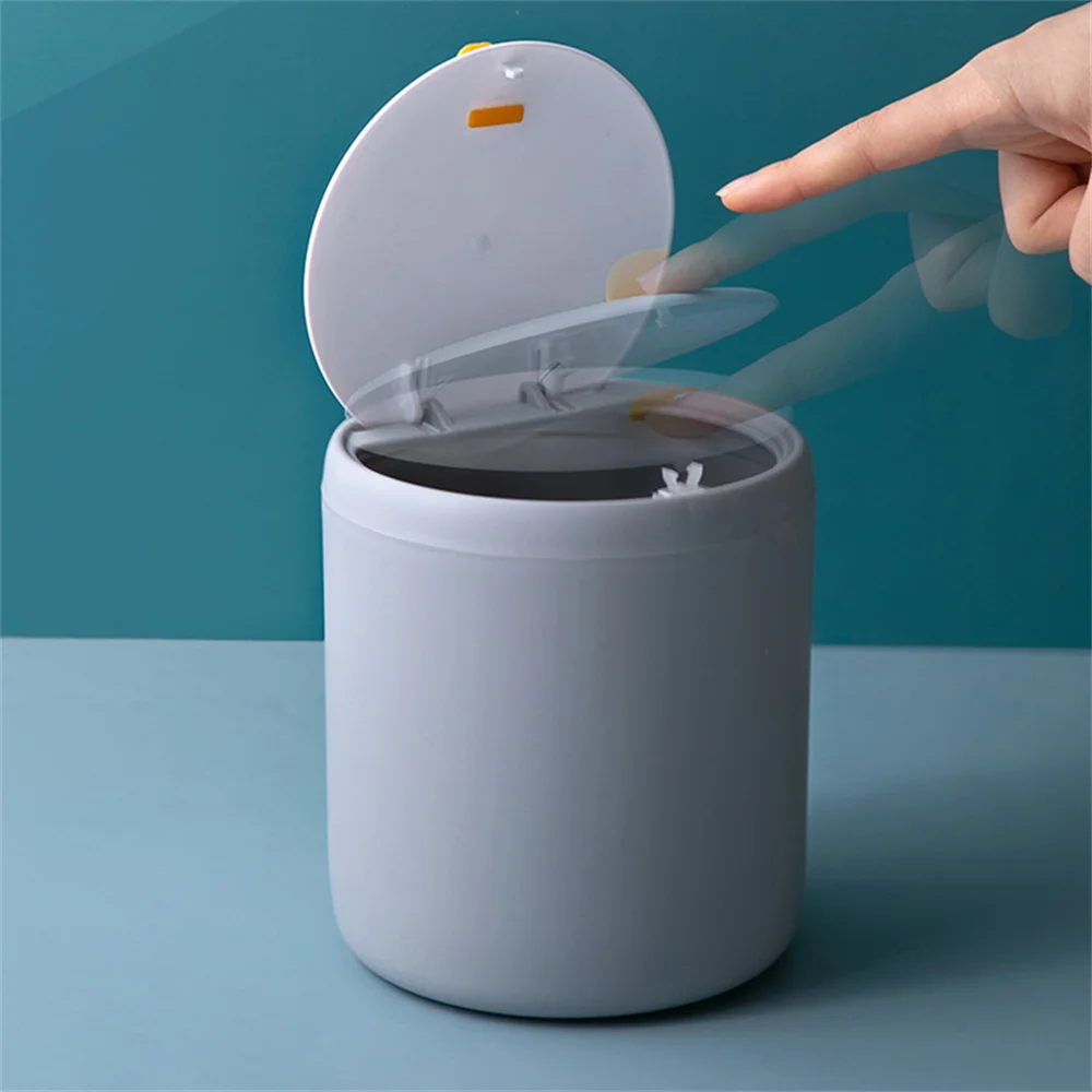 Desktop Press Mini Trash Can Cute Cartoon Children's Home Desktop Wastebasket Desk Desktop Trash Can Living Room Tea Table Case
Desktop Press Mini Trash Can Cute Cartoon Children's Home Desktop Wastebasket Desk Desktop Trash Can Living Room Tea Table Case