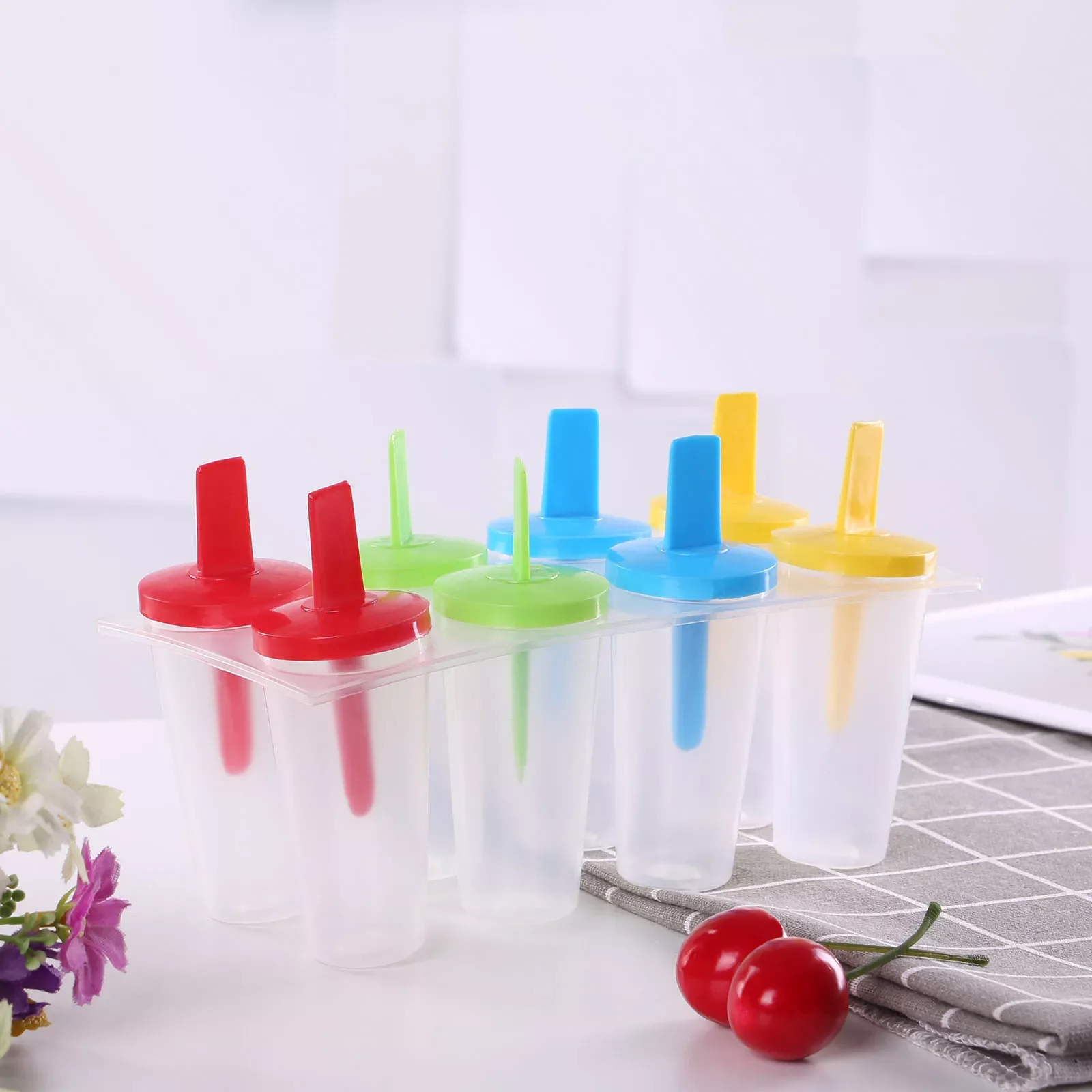 New 8Pcs Practical Convenient Creative Color Mold Refrigerator Homemade Ice Cream Container Summer Popsicle Homemade Ice Tray
New 8Pcs Practical Convenient Creative Color Mold Refrigerator Homemade Ice Cream Container Summer Popsicle Homemade Ice Tray