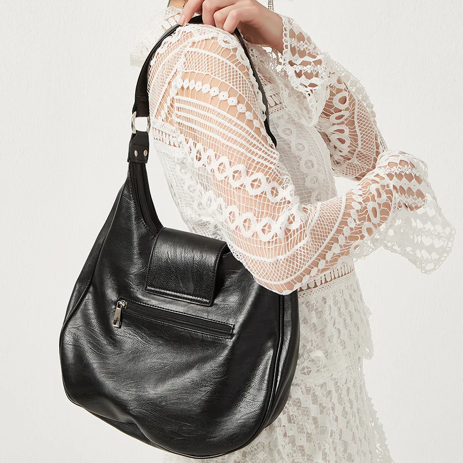High-capacity Handbags Women's Bag Fashion Shoulder Bag Commuter Buckte Bags for Ladies Solid Underarm Bag Purses 2022 Ins
High-capacity Handbags Women's Bag Fashion Shoulder Bag Commuter Buckte Bags for Ladies Solid Underarm Bag Purses 2022 Ins