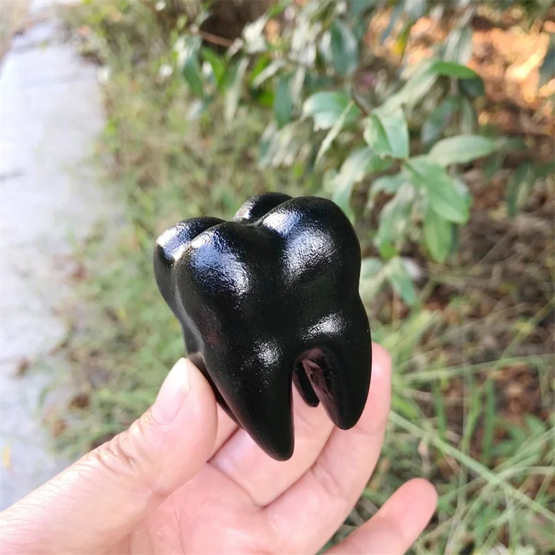 5.2cm Natural Black Obsidian Crystal Teeth Carving Healing Stone Ornament For Home Decoration Accessories Gift 1pcs 
5.2cm Natural Black Obsidian Crystal Teeth Carving Healing Stone Ornament For Home Decoration Accessories Gift 1pcs