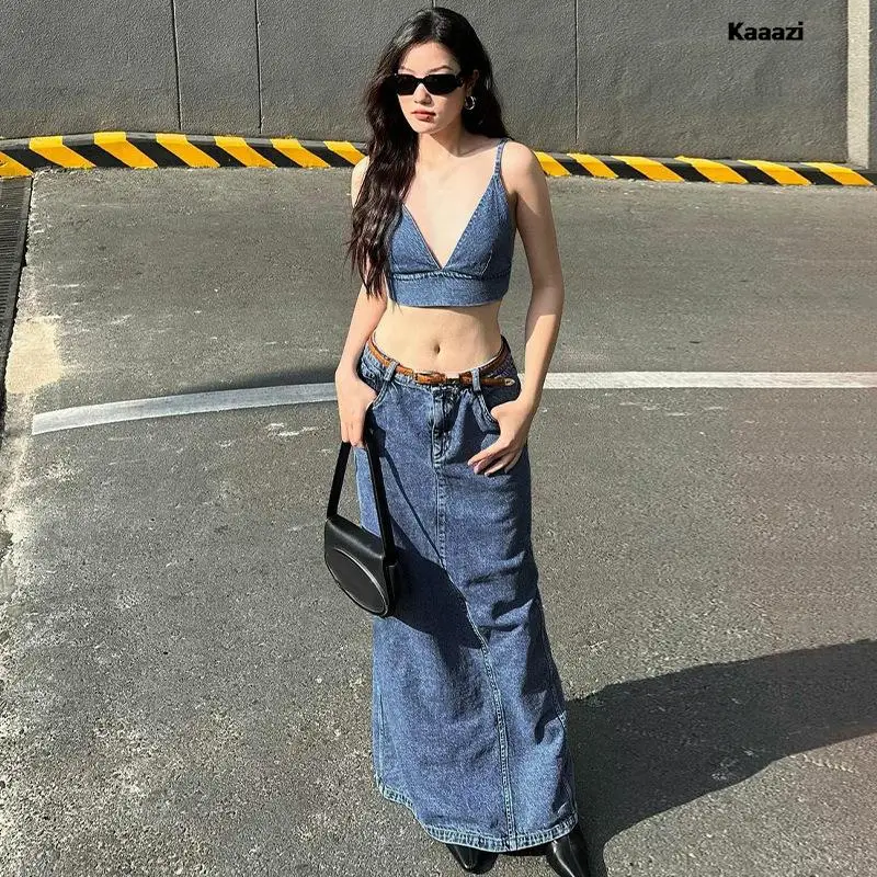Trend Women Y2K Denim Sleeveless Straps Slip Crop Top Backless And Split Skirt Sexy Streetwear Two Piece Sets Summer Casual 
Trend Women Y2K Denim Sleeveless Straps Slip Crop Top Backless And Split Skirt Sexy Streetwear Two Piece Sets Summer Casual
