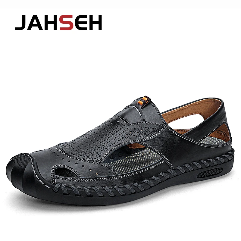 Hollow Out Genuine Leather Summer Sandals Men Non-slip Shoes Ourdoot Slippers Beach Shoes Casual Driving Shoes Flip Flop Soft
Hollow Out Genuine Leather Summer Sandals Men Non-slip Shoes Ourdoot Slippers Beach Shoes Casual Driving Shoes Flip Flop Soft