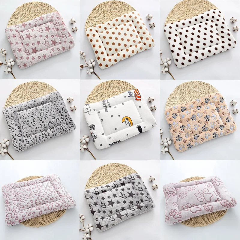 Pet Supplies Thickened Cat Mat Cotton Non-slip Dog Mat Winter Plush Mat Pet Warm Mat Blanket Cushion Home Rug Keep Warm Sleeping
Pet Supplies Thickened Cat Mat Cotton Non-slip Dog Mat Winter Plush Mat Pet Warm Mat Blanket Cushion Home Rug Keep Warm Sleeping