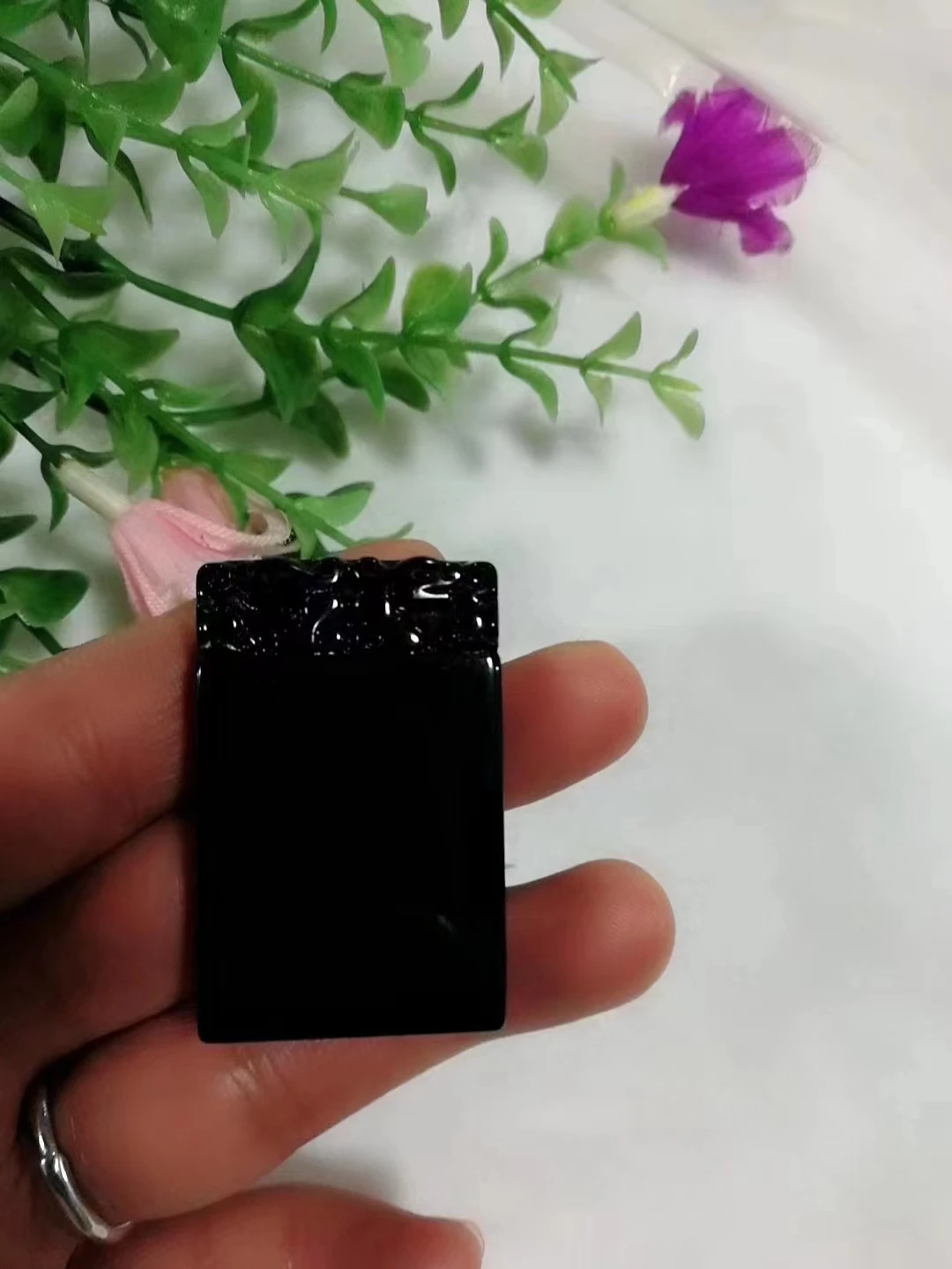 42-45mm Pure natural obsidian pendant safe and sound brand mountain material ink jade men's pendant jade brand necklace 1pcs
42-45mm Pure natural obsidian pendant safe and sound brand mountain material ink jade men's pendant jade brand necklace 1pcs