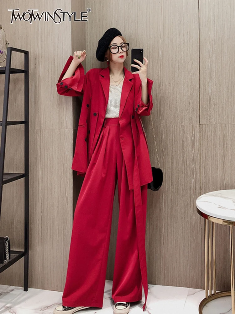 TWOTWINSTYLE Solid Two Piece Sets For Women Notched Collar Long Sleeve Tops High Waist Wide Leg Pants Losoe Set Female Fashion
TWOTWINSTYLE Solid Two Piece Sets For Women Notched Collar Long Sleeve Tops High Waist Wide Leg Pants Losoe Set Female Fashion