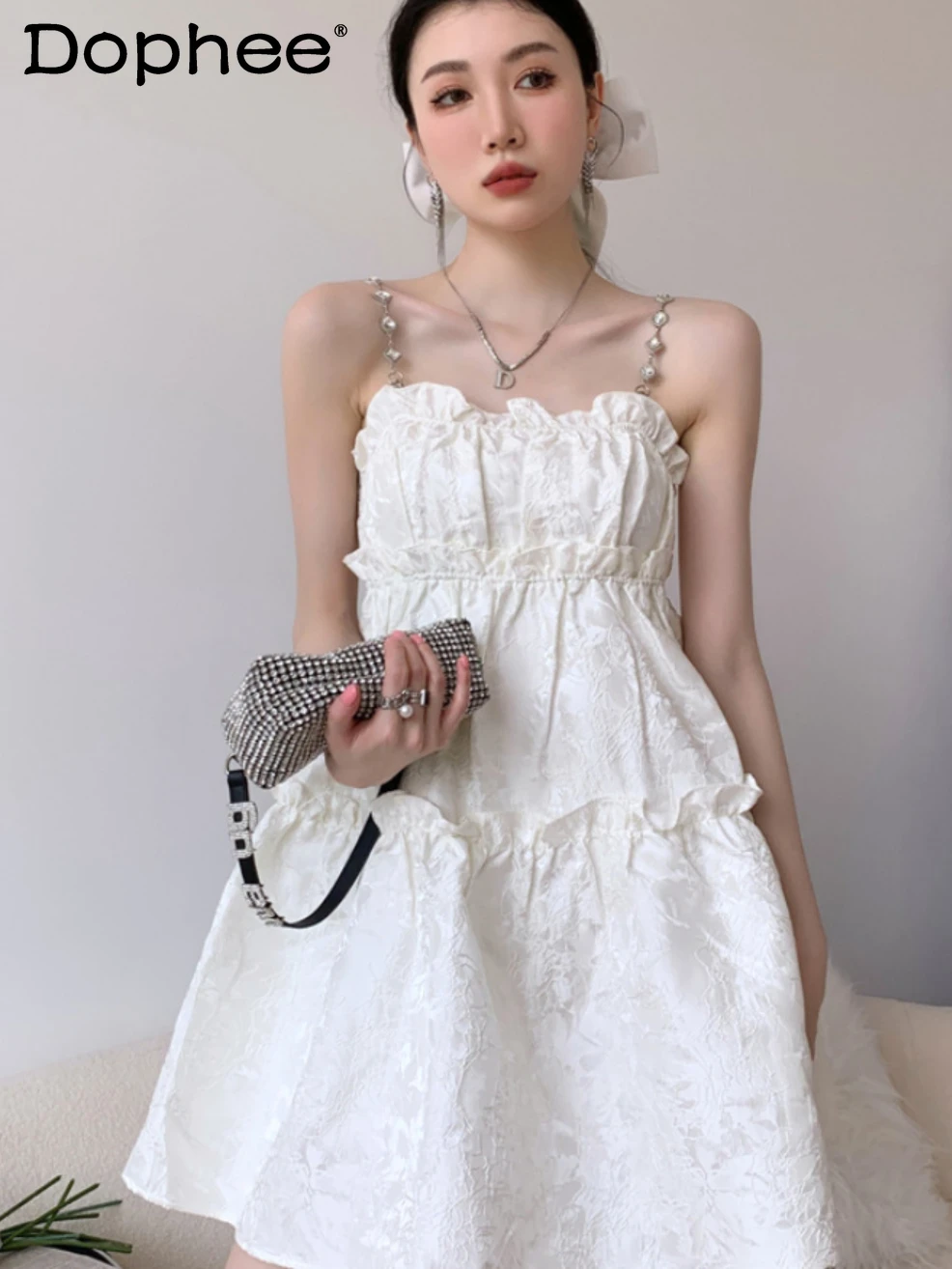 Heavy Rhinestone Strap Dress for Women Elegant Ruffled Puffy Dress Fashion Sexy Evening Party Birthday Dress Summer New 2022
Heavy Rhinestone Strap Dress for Women Elegant Ruffled Puffy Dress Fashion Sexy Evening Party Birthday Dress Summer New 2022