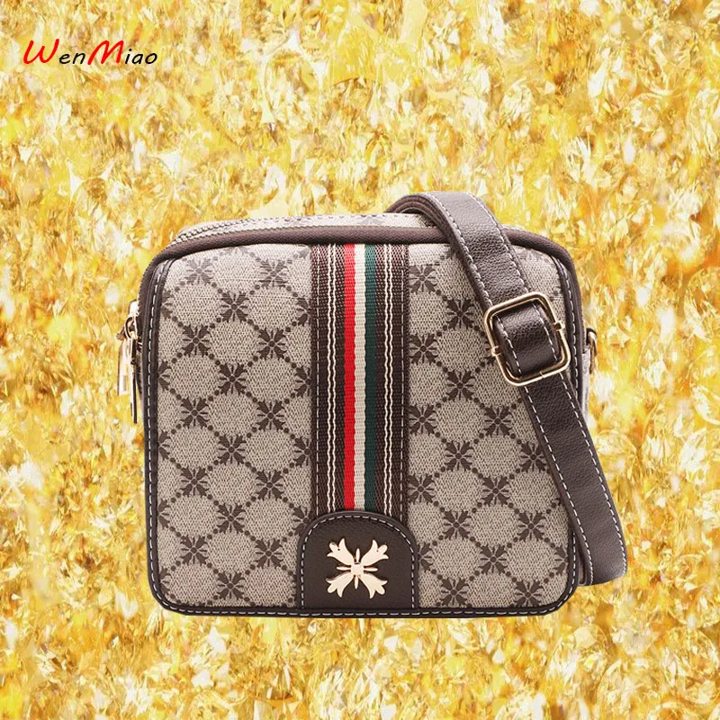 Square Women's Handbag Luxury Letter Print Lady Shoulder Bag Big Name Formal Leather Crossbody Bag Pocket
Square Women's Handbag Luxury Letter Print Lady Shoulder Bag Big Name Formal Leather Crossbody Bag Pocket