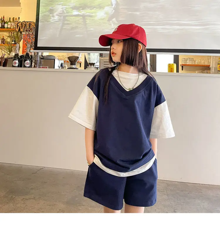 Summer Girls Loose Plain Patchwork V-Neck T-shirt Tops+Short Pants Set School Kids Tracksuit Child 2-Piece Outfit Suit 3-14Yrs
Summer Girls Loose Plain Patchwork V-Neck T-shirt Tops+Short Pants Set School Kids Tracksuit Child 2-Piece Outfit Suit 3-14Yrs