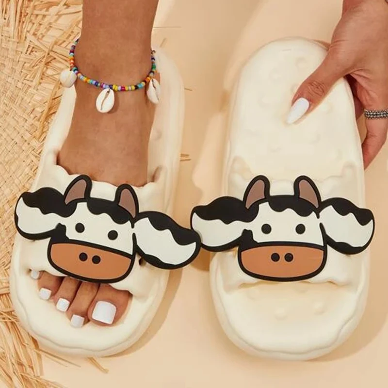 2023 Fashion New Cute Cartoon Cow Design Women Slippers Summer Women Slipper for Outdoor Soft Non Slip Bathroom Slippers
2023 Fashion New Cute Cartoon Cow Design Women Slippers Summer Women Slipper for Outdoor Soft Non Slip Bathroom Slippers