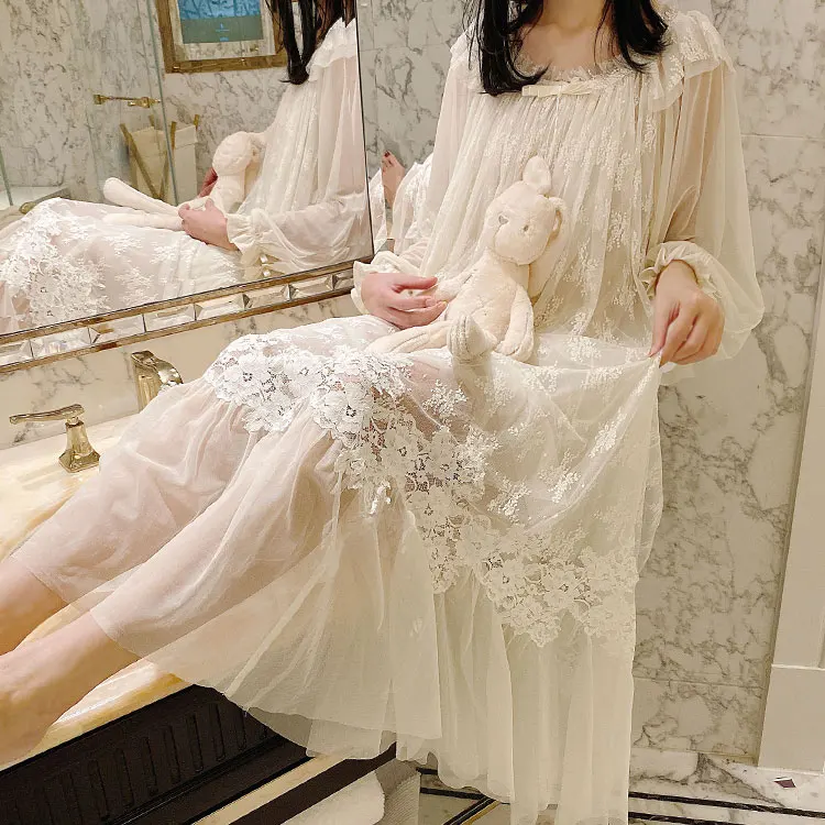 Cute Women's Princess Dress Royal Style Flower Lace Sleepshirts.Vintage Ladies Girl's Gauze Nightgown Nightdress Home Sleepwear
Cute Women's Princess Dress Royal Style Flower Lace Sleepshirts.Vintage Ladies Girl's Gauze Nightgown Nightdress Home Sleepwear
