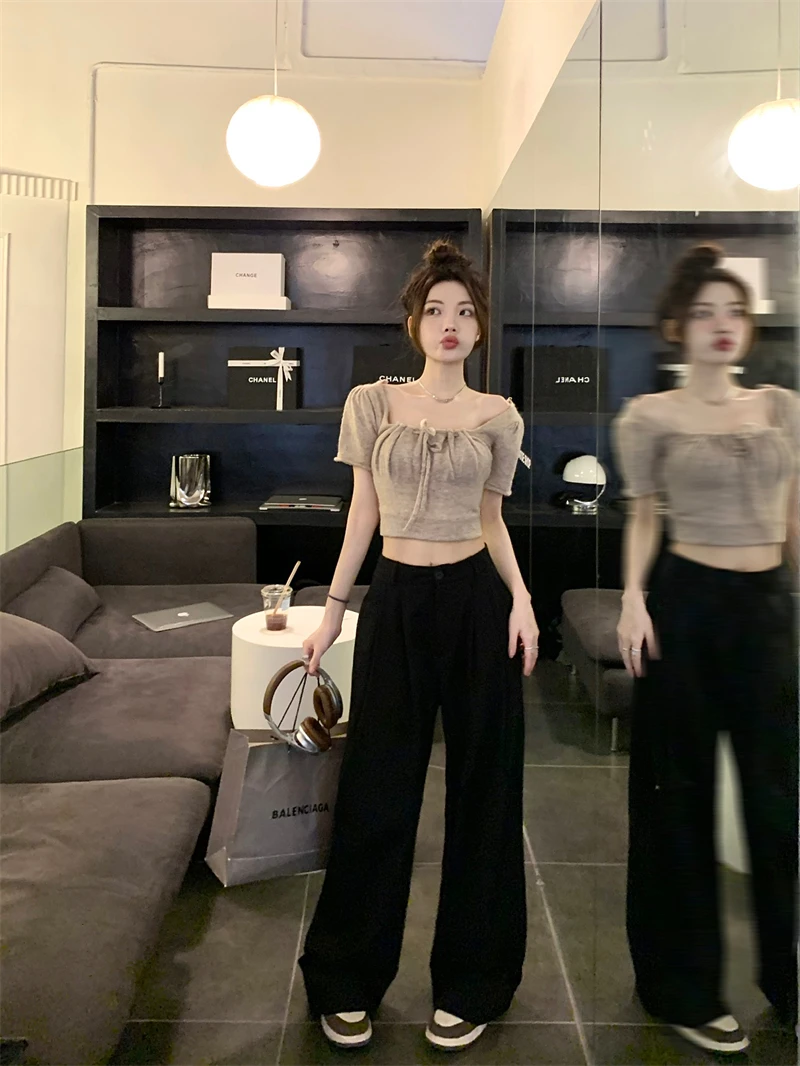 GBD2956 Workwear style khaki casual pants summer new style high waist thin wide leg mop pants design pants
GBD2956 Workwear style khaki casual pants summer new style high waist thin wide leg mop pants design pants