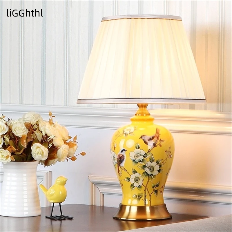 Ceramic Table Lamps Desk Luxury Modern Contemporary Fabric for Foyer Living Room Office Creative Bed Room Hotel
Ceramic Table Lamps Desk Luxury Modern Contemporary Fabric for Foyer Living Room Office Creative Bed Room Hotel