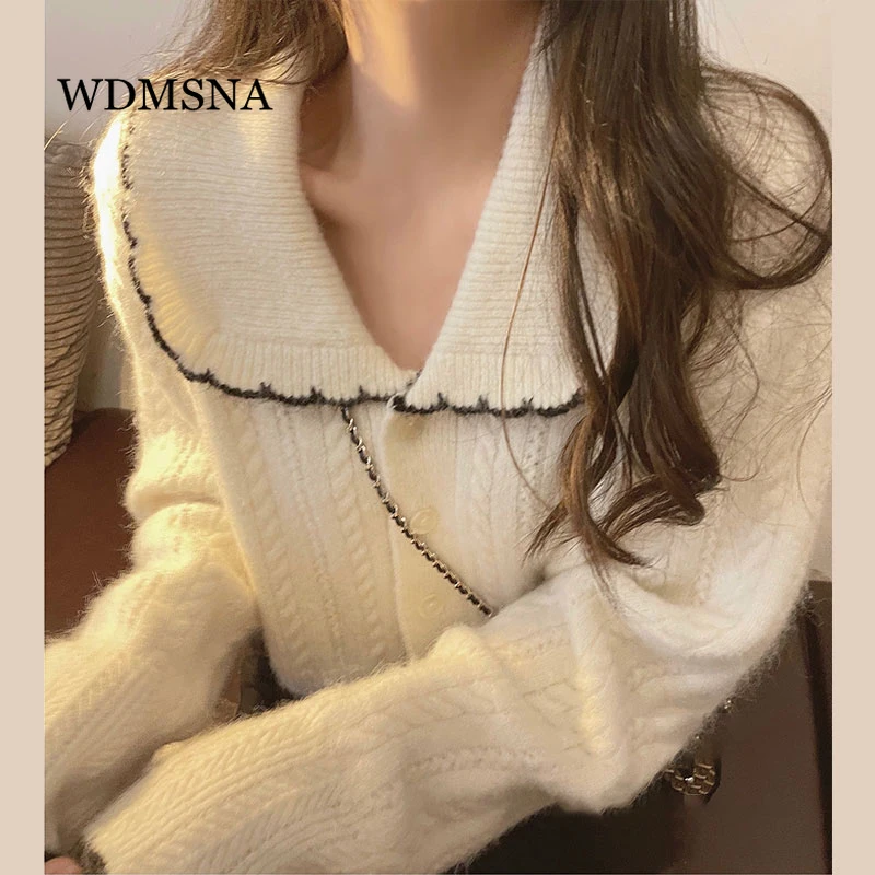 WDMSNA Japanese Style Retro Ladies Cardigan Long Sleeve Sweaters for Women Autumn Winter Peter Pan Collar Knitted Cardigan
WDMSNA Japanese Style Retro Ladies Cardigan Long Sleeve Sweaters for Women Autumn Winter Peter Pan Collar Knitted Cardigan