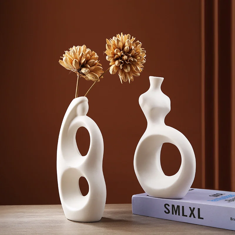 9 Styles Ceramic White Vase Pampas Grass Nordic Modern Minimalist Interior Office Home Living Room Table Decoration Accessories 
9 Styles Ceramic White Vase Pampas Grass Nordic Modern Minimalist Interior Office Home Living Room Table Decoration Accessories