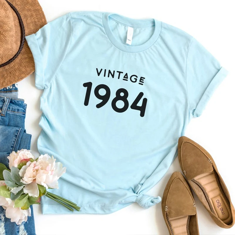 Classic 1984 T-Shirt Women 39 Years Old 39th Birthday Gift Girls Mom Wife Daughter Party Top Tshirt Cotton Streetwear Tee Shirt 
Classic 1984 T-Shirt Women 39 Years Old 39th Birthday Gift Girls Mom Wife Daughter Party Top Tshirt Cotton Streetwear Tee Shirt