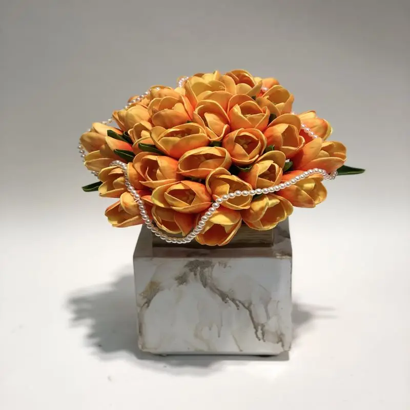 High Simulation Tulip Example Room Decoration Decoration Table Desk Feel Soft Outfit Collocation Arranging Flowers
High Simulation Tulip Example Room Decoration Decoration Table Desk Feel Soft Outfit Collocation Arranging Flowers