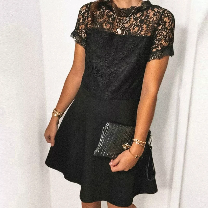 Women Sexy Lace Patchwork Hollow Out Dress 2021 Summer Chic O-Neck Short Sleeve See-Through Black Party A-Line Dress Vestidos
Women Sexy Lace Patchwork Hollow Out Dress 2021 Summer Chic O-Neck Short Sleeve See-Through Black Party A-Line Dress Vestidos