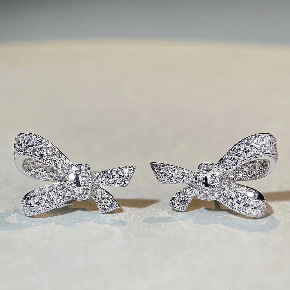 Luxury Brand Jewelry White Colored Zircon Butterfly Shape Women's Earrings 925 Sterling Silver Earrings Items With Free Shipping
Luxury Brand Jewelry White Colored Zircon Butterfly Shape Women's Earrings 925 Sterling Silver Earrings Items With Free Shipping