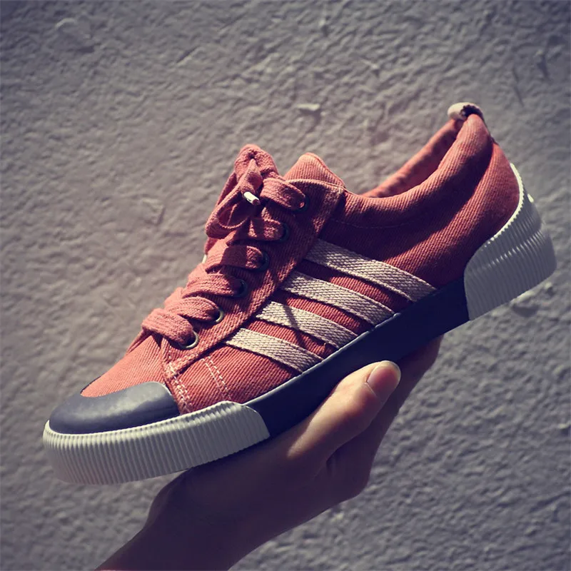 2023 Fashion Red Men Vulcanized Shoes Summer Low Cut Men Canvas Shoes Comfortable Breathable Man Casual Sneaker Tenis Masculino
2023 Fashion Red Men Vulcanized Shoes Summer Low Cut Men Canvas Shoes Comfortable Breathable Man Casual Sneaker Tenis Masculino